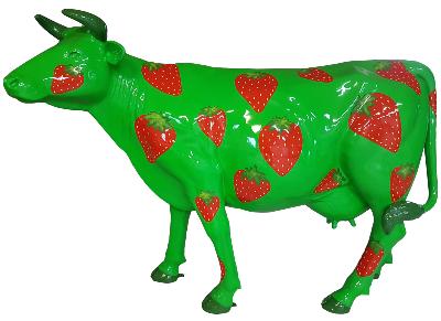 Sculpture Vache en résine décors Fraise - L 225cm